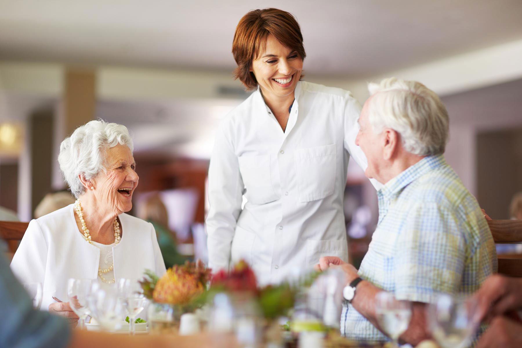 the-difference-between-assisted-living-and-nursing-homes